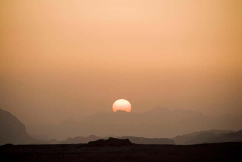 Wadi Rum: 10 Hour Jeep Tour Pass, Camel, Sandbording & Lunch - Discovering Wadi Rum: A Deep Dive
