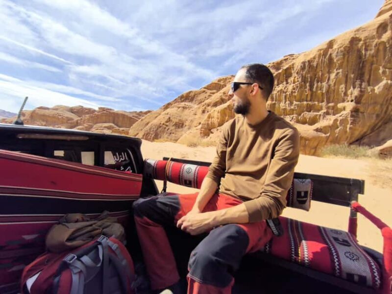 Wadi Rum: Camel Ride with tea and Bedouin Guide - Authenticity and Guide Quality