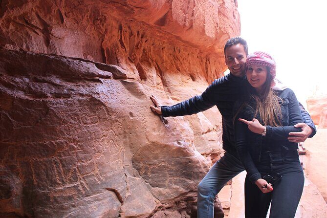Wadi Rum: Explorer 5 Hour Jeep Tour PASS + Bedouin Tent + Meal - An In-Depth Look at the Wadi Rum 5-Hour Jeep Tour