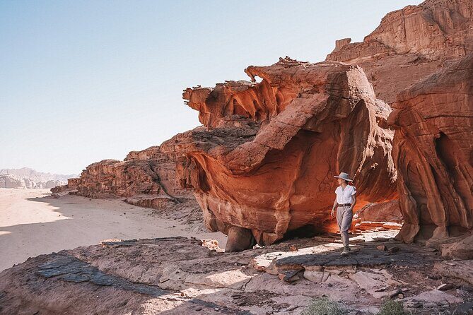 Wadi Rum: Explorer 5 Hour Jeep Tour PASS + Bedouin Tent + Meal - Who Will Enjoy This Tour?