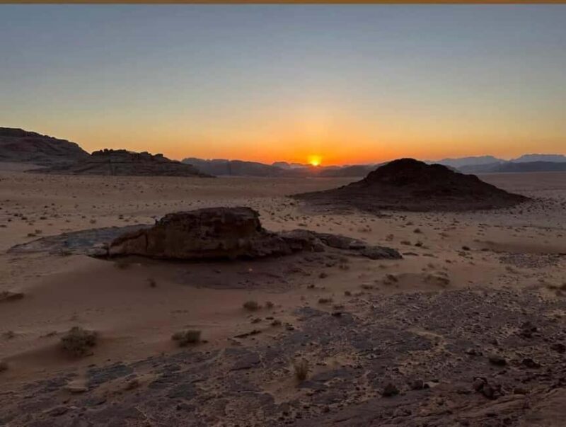 Wadi Rum: Full-Day Jeep Tour with Bedouin Dinner and Cave - Practical Tips for a Smooth Experience