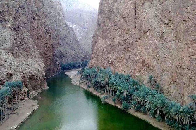 Wadi Shab and Bimmah Sinkhole Private Day Trip+Lunch - Key Points