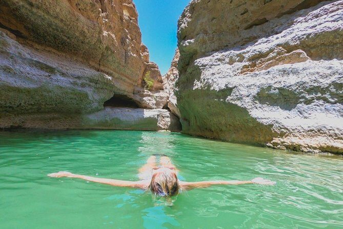 Wadi shab and Sinkhole adventure - What You Can Expect from the Wadi Shab and Sinkhole Tour