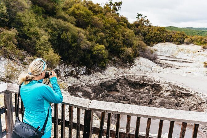 Wai-O-Tapu Thermal Wonderland, Rotorua, New Zealand - Authentic Experiences and Visitor Insights