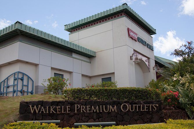Waikele Outlet Shopping Shuttle from Waikiki - The Shopping Experience at Waikele Premium Outlets