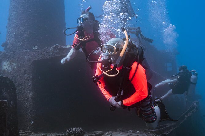 Waikiki 2 Tank World Class Wreck SCUBA Diving - Certified Only - The Practical Aspects: Price, Duration, and Booking