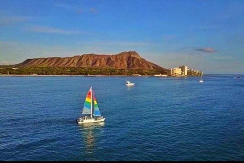 Waikiki Beach: Turtle Snorkeling and Sailing on Hwea - The Sum Up