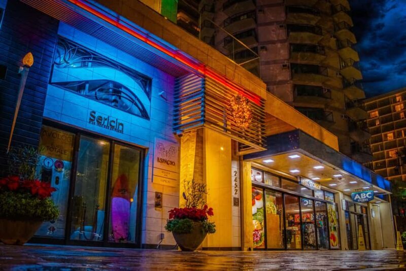Waikiki Ghosts Boos and Booze Haunted Pub Crawl - What to Expect from the Waikiki Ghosts Haunted Pub Crawl