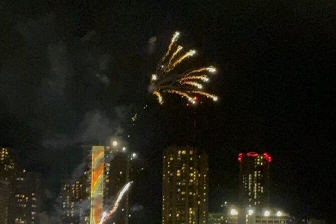 Waikiki Glass Bottom Boat Fireworks Tour - The Sum Up: Is It Worth It?