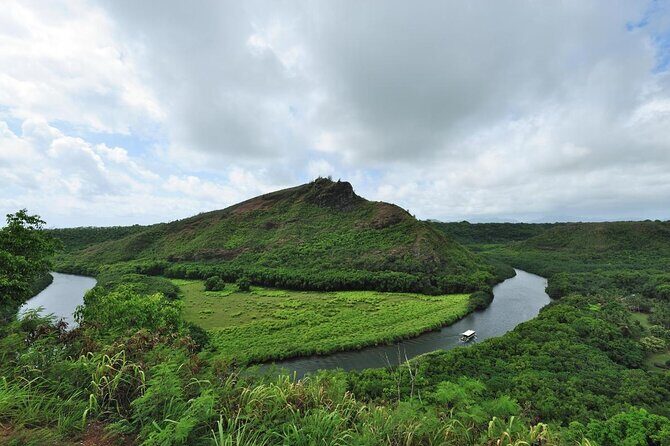 Wailua River Kayak and Sacred Falls Hike With Lunch - Key Points