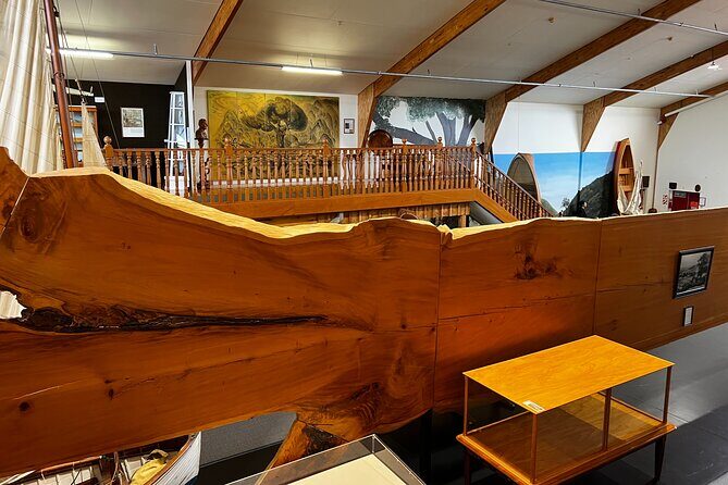 WAIPOUA FOREST Tane Mahuta & KAURI MUSEUM Day Tour from Auckland - The Journey from Auckland