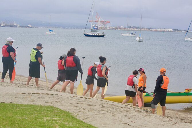 Waka Ama Lesson in Mount Maunganui - An In-Depth Look at the Waka Ama Experience