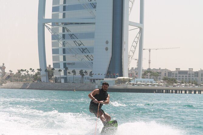 Wakeboard Experience in Dubai - Exploring the Wakeboard Experience in Dubai
