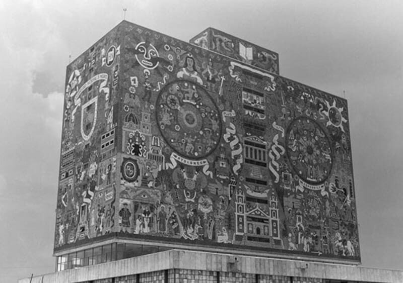 Walk around UNAM campus, a UNESCO World Heritage Site - The Guide’s Role and Group Experience