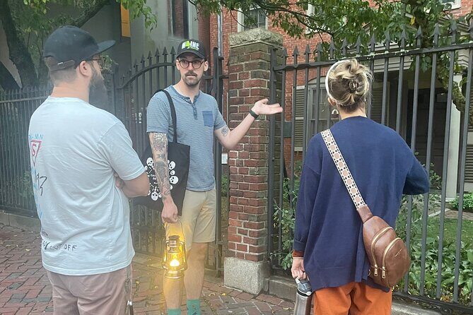 Walk With Ghosts in Portland - Summary