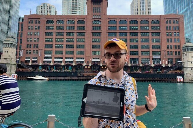 Walkin' with Colin: Chicago History-Mystery-Comedy-Tragedy Tour - FAQ