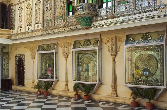 Walking Guided tour in Udaipur - Lake Pichola: The City’s Iconic Water Body