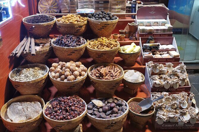 Walking tour Dubai Old Town / Old City, Creek, Abra, Souks - Authenticity, Value, and Who Should Book