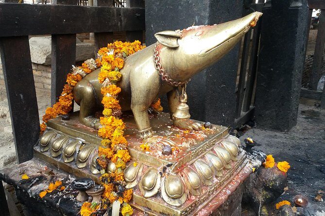 Walking tour of Kathmandu with awesome local guides - Key Points