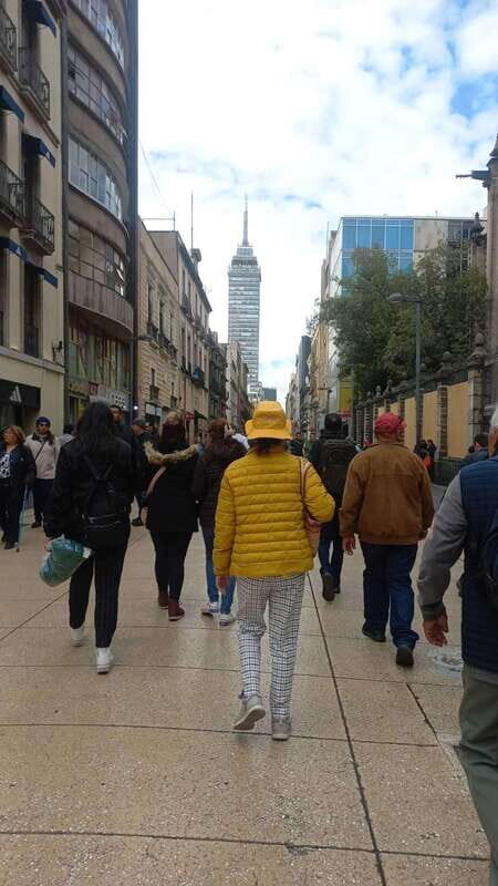 Walking Tour of Mexico City - The Value of a Guided Walking Tour