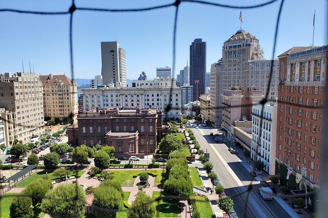Walking Tour of Nob Hill - Cable Cars, Luxury Hotels, French-Gothic Cathedral - What We Think