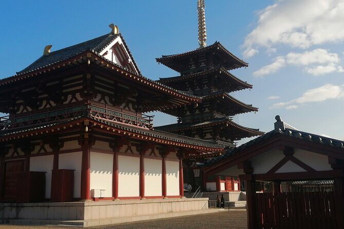 Walking Tour of Osaka's 5 Must-See Sights, with Ramen for Lunch - The Culinary Highlight: Ramen for Lunch