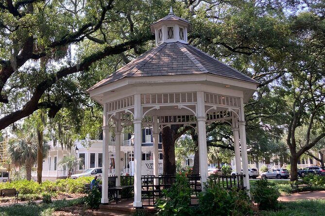 Walking Tour of Savannah's Must-See Sights - The Sum Up