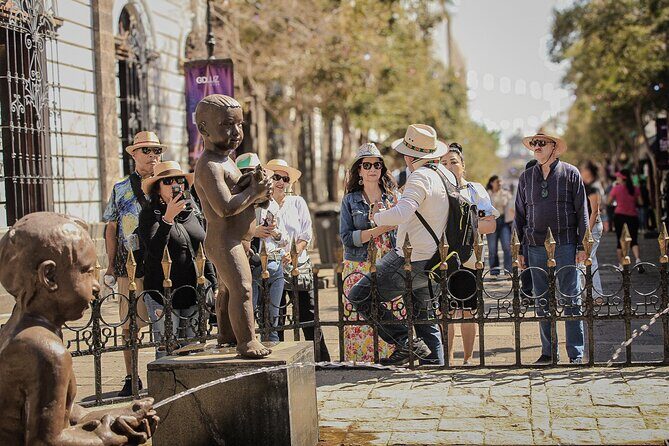 Walking tour of the historic center GDL and Orozco murals - Practical Details and Tips