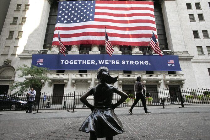 Wall Street and Financial District Walking Tour - Highlights and Landmarks
