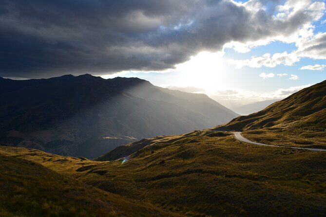 Wanaka to Queenstown Small-Group Tour (one-way) - Practical Details That Matter