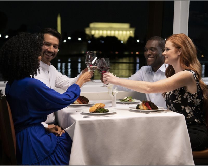 Washington DC: Christmas Eve Gourmet Brunch or Dinner Cruise - Setting the Scene: A Scenic Holiday Celebration