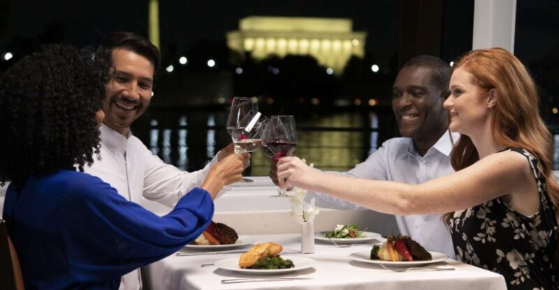 Washington DC: Christmas Eve Gourmet Brunch or Dinner Cruise - The Food and Drink Experience