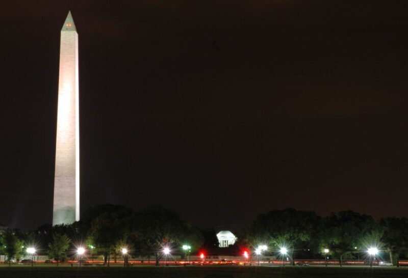 Washington, DC: Holiday Lights Nighttime Bus Tour - An Inside Look at the Tour Experience