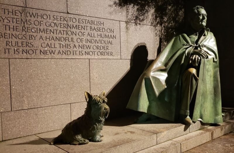 Washington DC: Monuments by Moonlight Nighttime Trolley Tour - FAQ