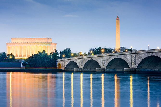 Washington DC Monuments by Moonlight Tour by Trolley - FAQ