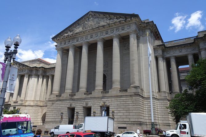 Washington DC Museums self-guided walking tour & scavenger hunt - What to Expect