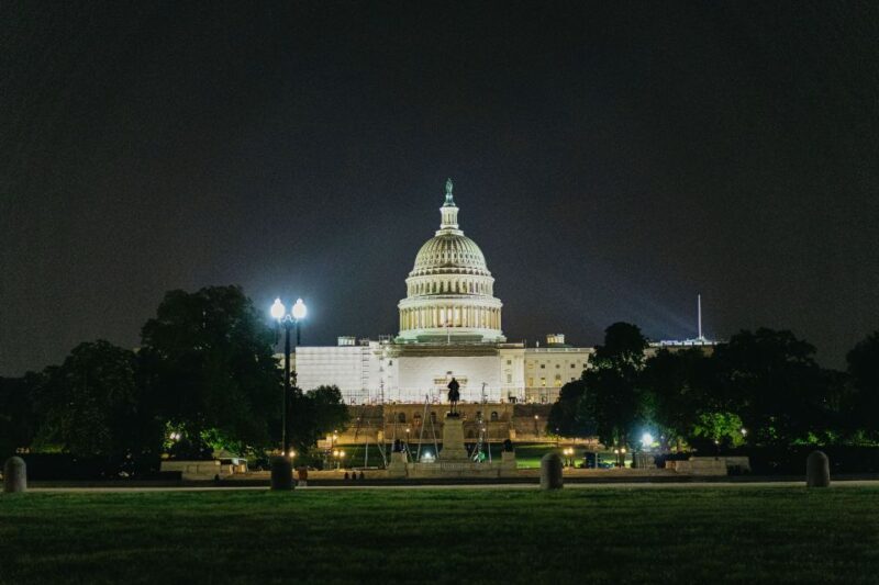 Washington DC: National Mall Night Bus Tour - The Sum Up