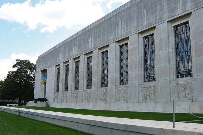 Washington DC Self Guided Audio Experience - Food and Literary Culture