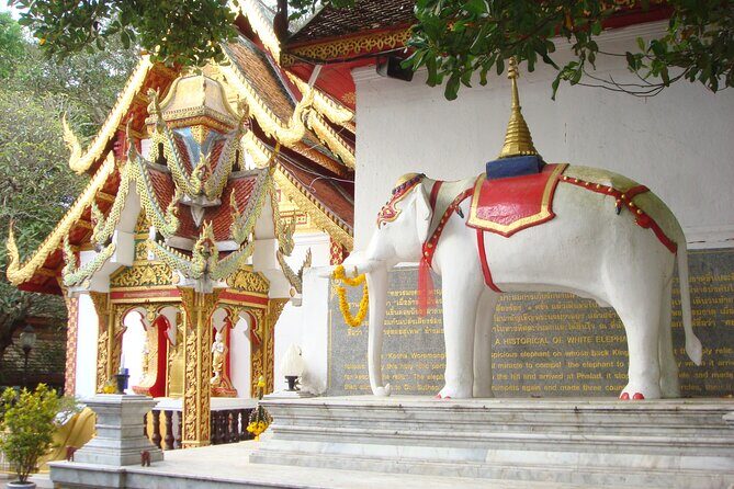 Wat Phra That Doi Suthep & Hmong Village Half Day Tour From Chiang Mai - Transportation and Group Size