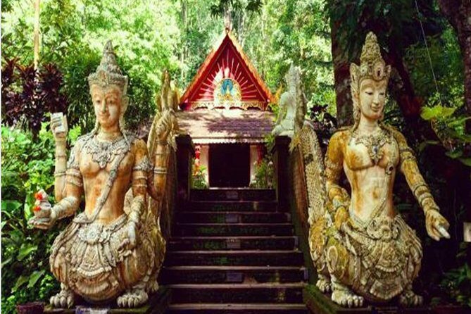 Wat Prathad DoiSuthep Sunrise+Giving alms to the monks Private Tour - A Well-Rounded Morning of Spiritual Discovery and Sightseeing