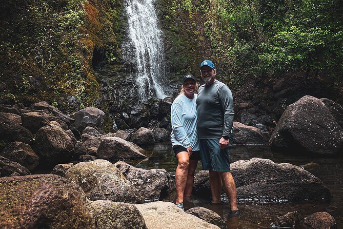 Waterfall Hike in Hawai'i Rainforest Trail - The Drive to the Trailhead
