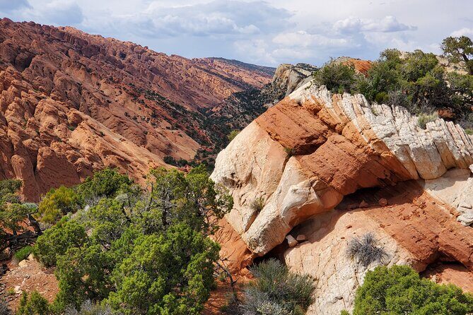 Waterpocket Fold Offroad Tour to Strike Valley Overlook - The Real Value: Is It Worth the Cost?