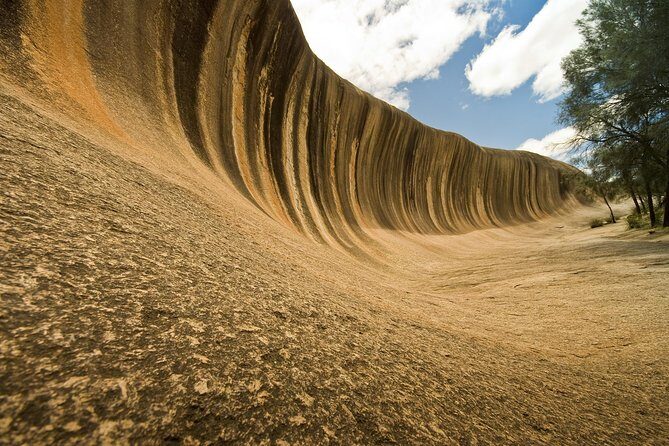 Wave Rock, York and Aboriginal Cultural Day Tour from Perth - Exploring Western Australia’s Iconic Landscapes