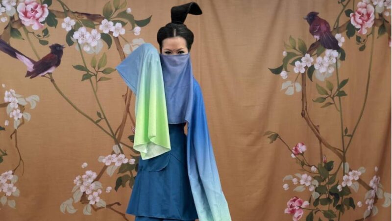 Wear Hanfu and play guzheng - The Sum Up