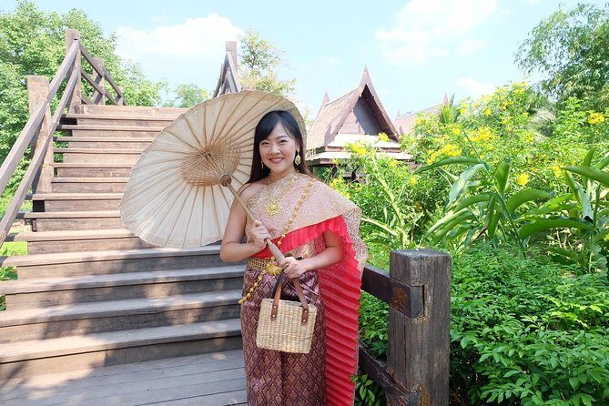 Wear Thai Costume Photo Shoot Tour - Real Traveler Insights