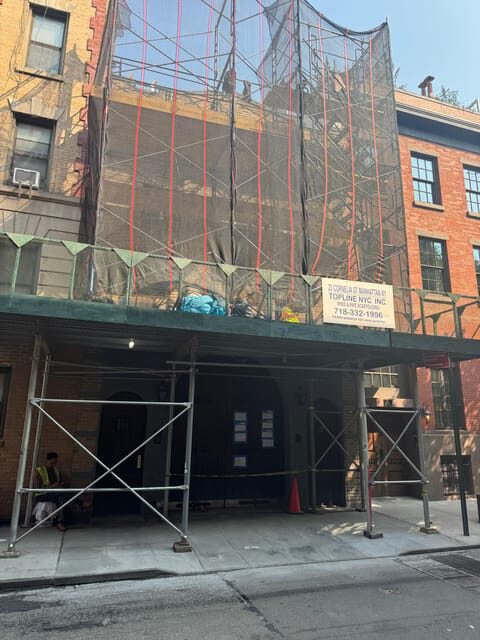 Welcome to New York: A Tour of Taylor Swift Hotspots - A Detailed Look at the Tour Experience