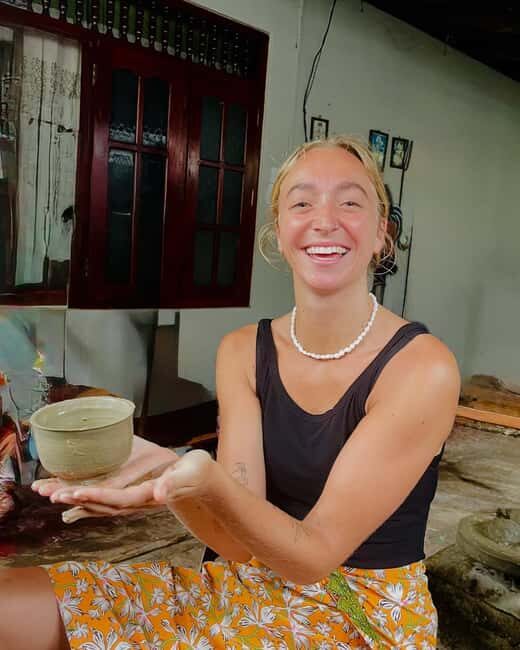 Weligama: Pottery Workshop with Tea and Snacks - Authentic and Intimate Atmosphere