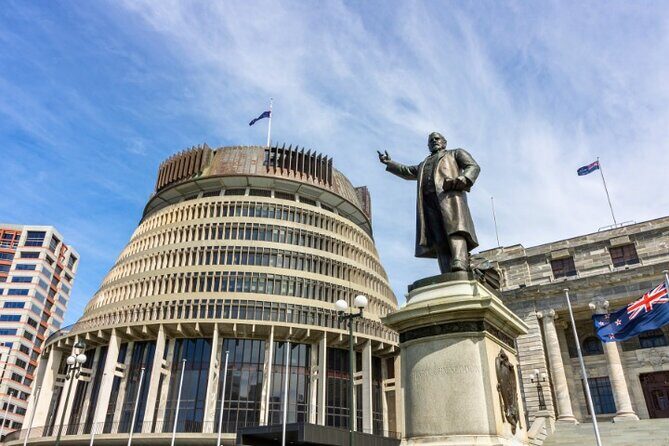 Wellington City Self Guided Walking Tour with App - Exploring Wellington Through Your Own Pace