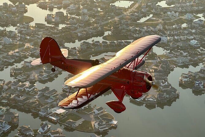 West End Tour, Open Cockpit Biplane Ride - Key Points