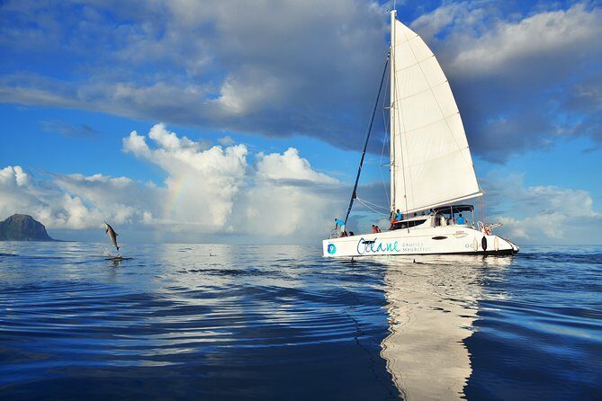 WEST : OCÉANE Private full day cruise to Ile aux Benitiers - Key Points